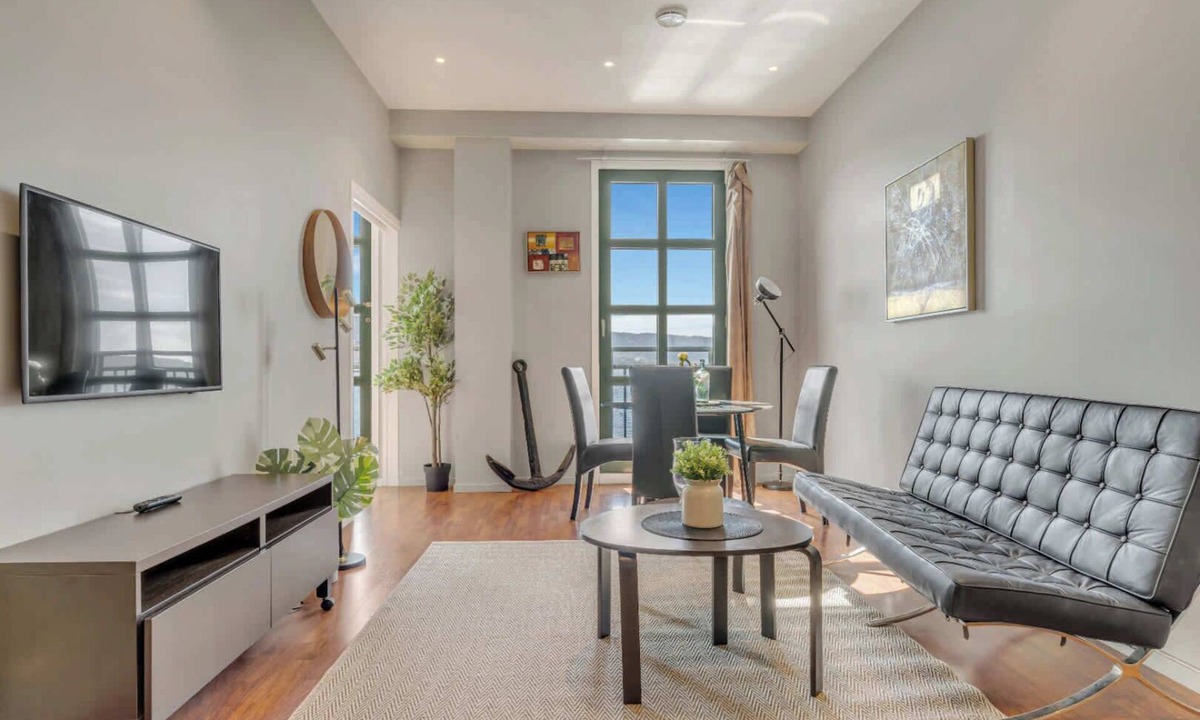 Sandviken Apartment | 206SB10 - Magical Harbour Views