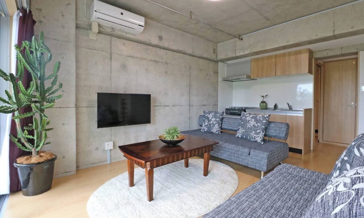 Kadena-cho Apartment | 3 minutes walk to Senaha Beach | Fashionable 1LDK /Nakagami-gun Okinawa