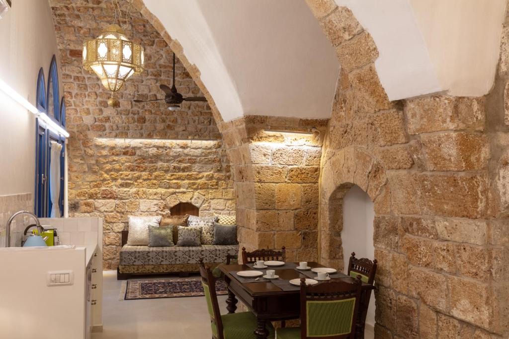 Acre Old City Apartment | Alma