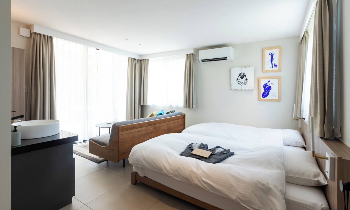 Minamiawaji Other | amarancia cottage hugging nature house