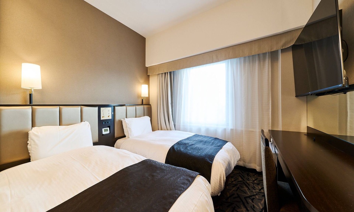 Takaoka Hotel | APA Hotel Takaoka Marunouchi