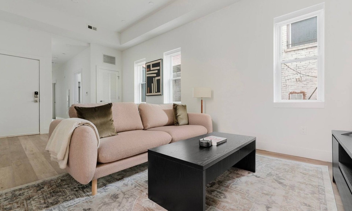 Logan Circle Apartment | Blueground | Logan Circle, view, nr Dupont Circle