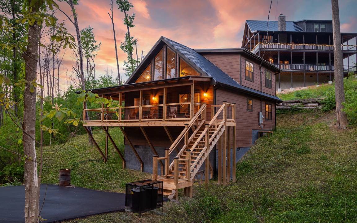 Chalet Village North Cabin | Cabin ∙ 2 bedrooms ∙ 6 guests