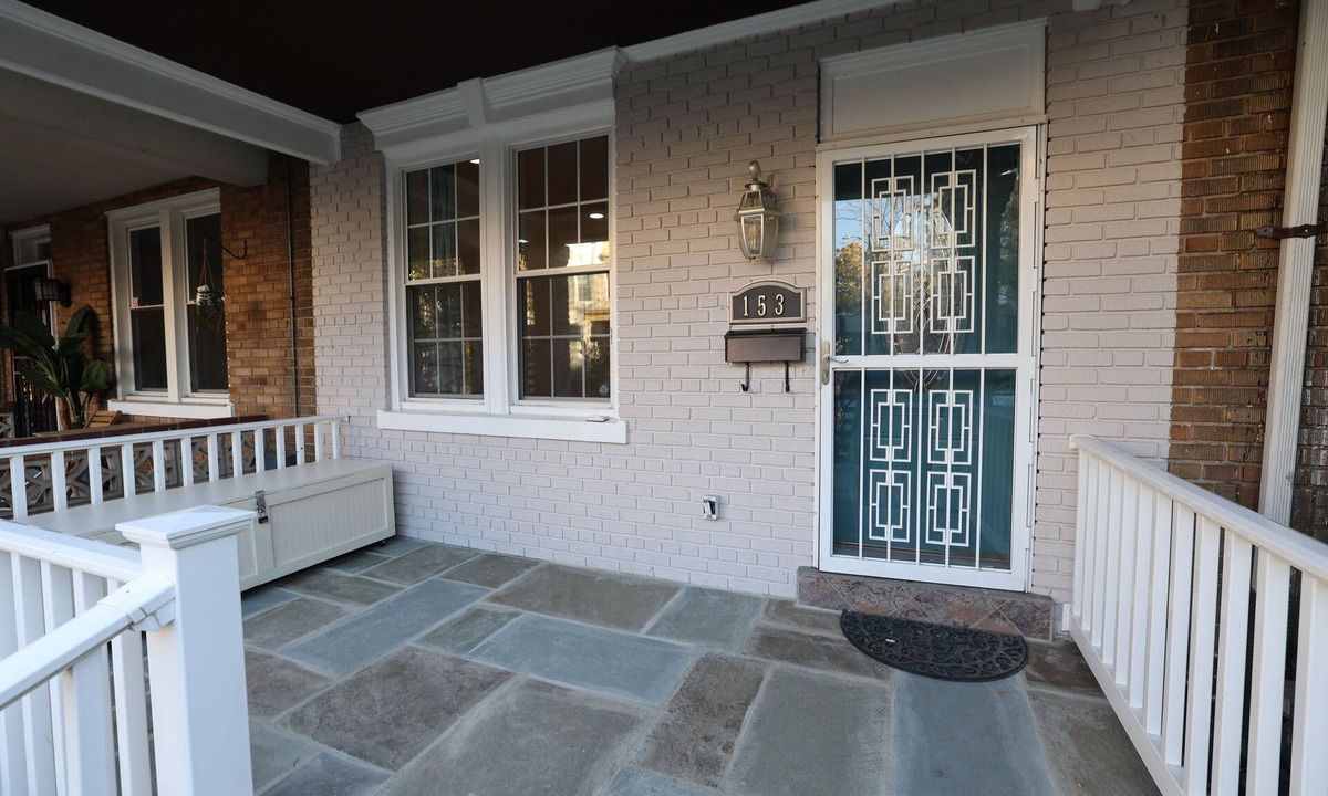 Eckington House | Charming 3-bedroom house with WiFi, AC in excellent Washington