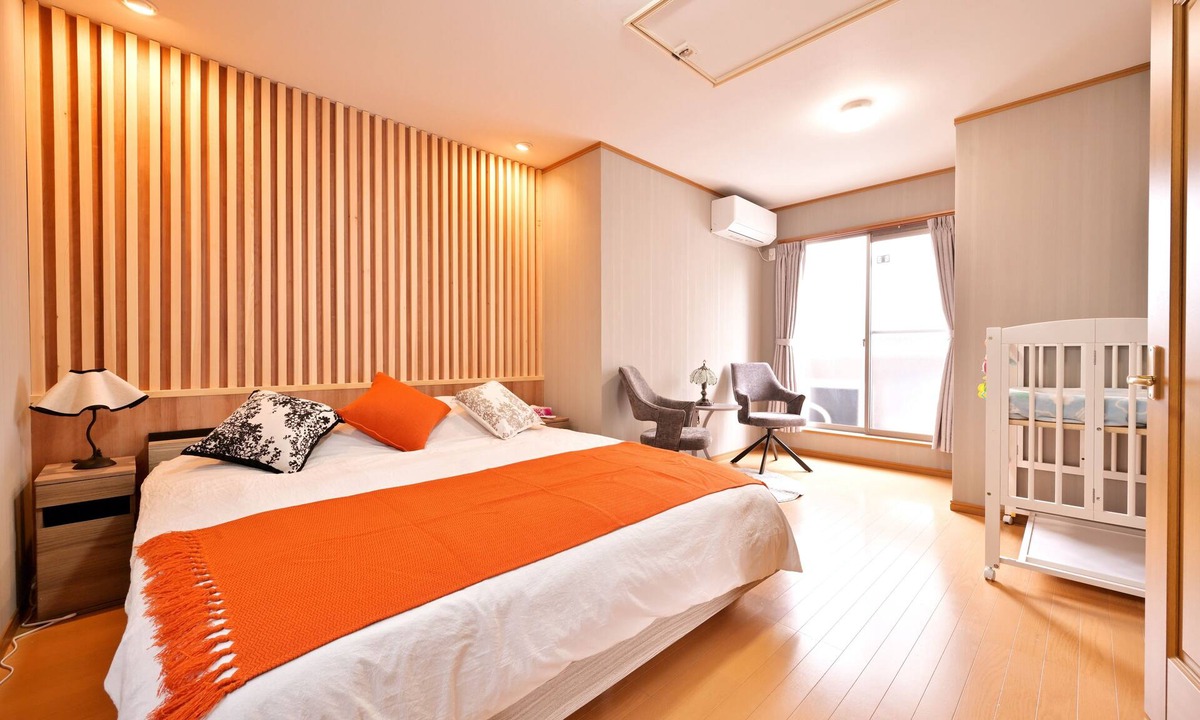 Abeno House | Convenient location to Tennoji Station, direct flight to Kansai Airport, Japanese style modern 3 rooms, convenient for shopping