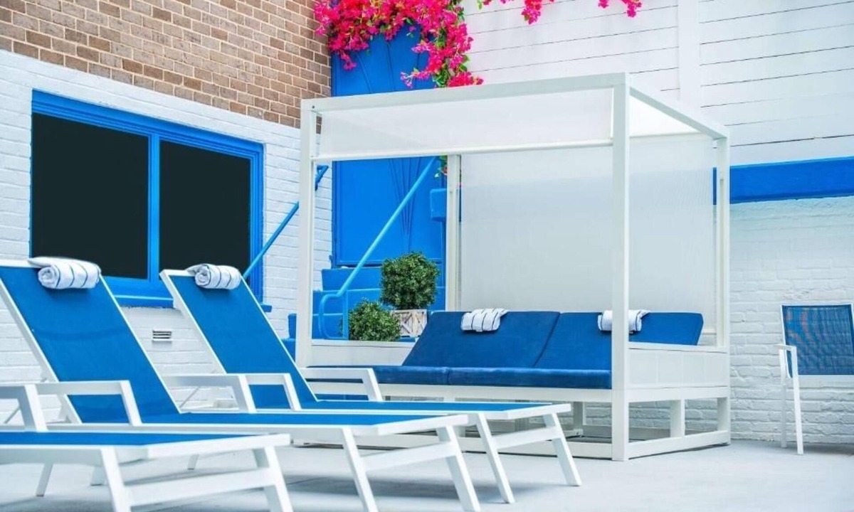 Dupont Circle Hotel | DC Work-Ready Stay with Gym and Wi-Fi Near Embassy Row | 3 Units