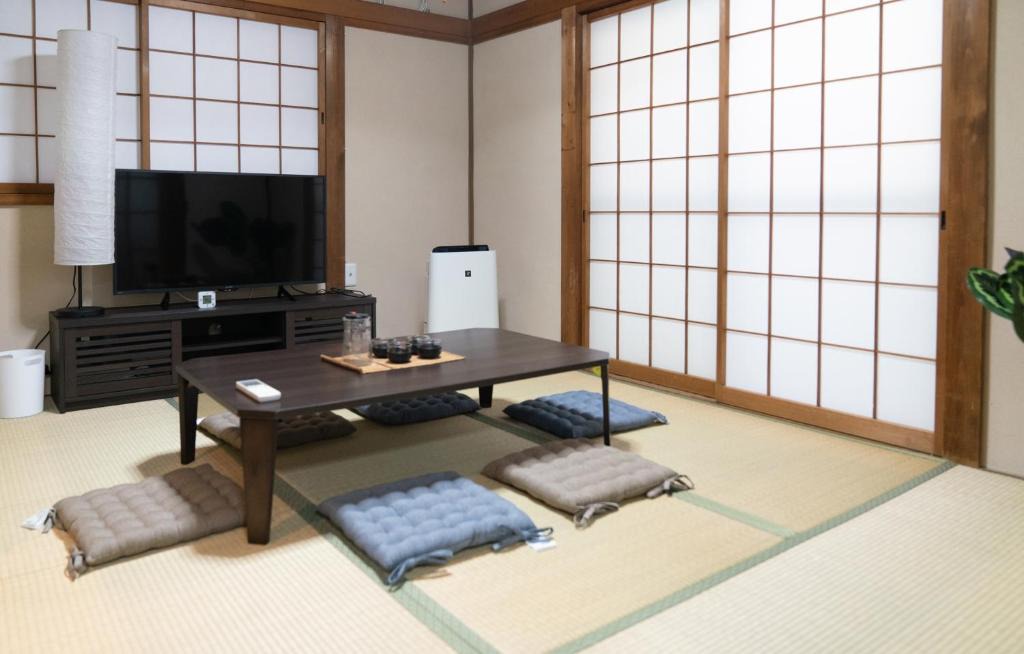 Joto Apartment | GC01/生活してもOKな親切な部屋/3 部屋/最大 6人入居/大阪城/3 ライン駅徒歩7分/清潔