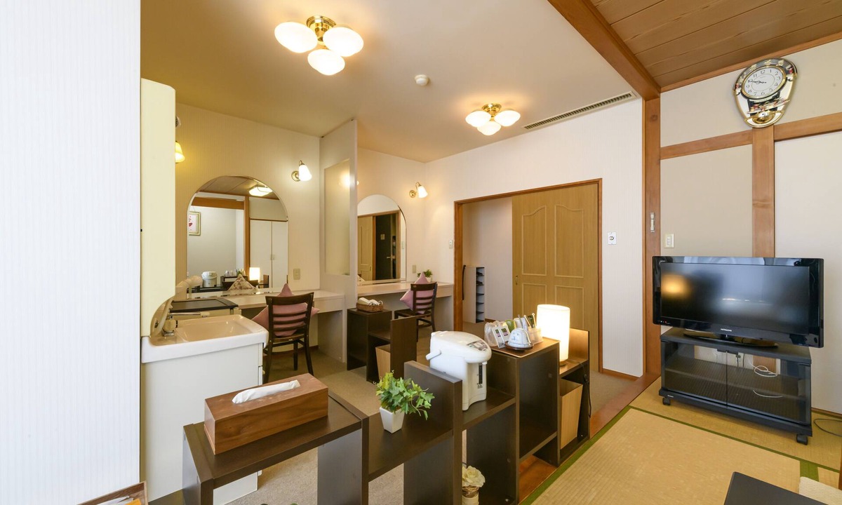 Sagae House | Hotel Symphony