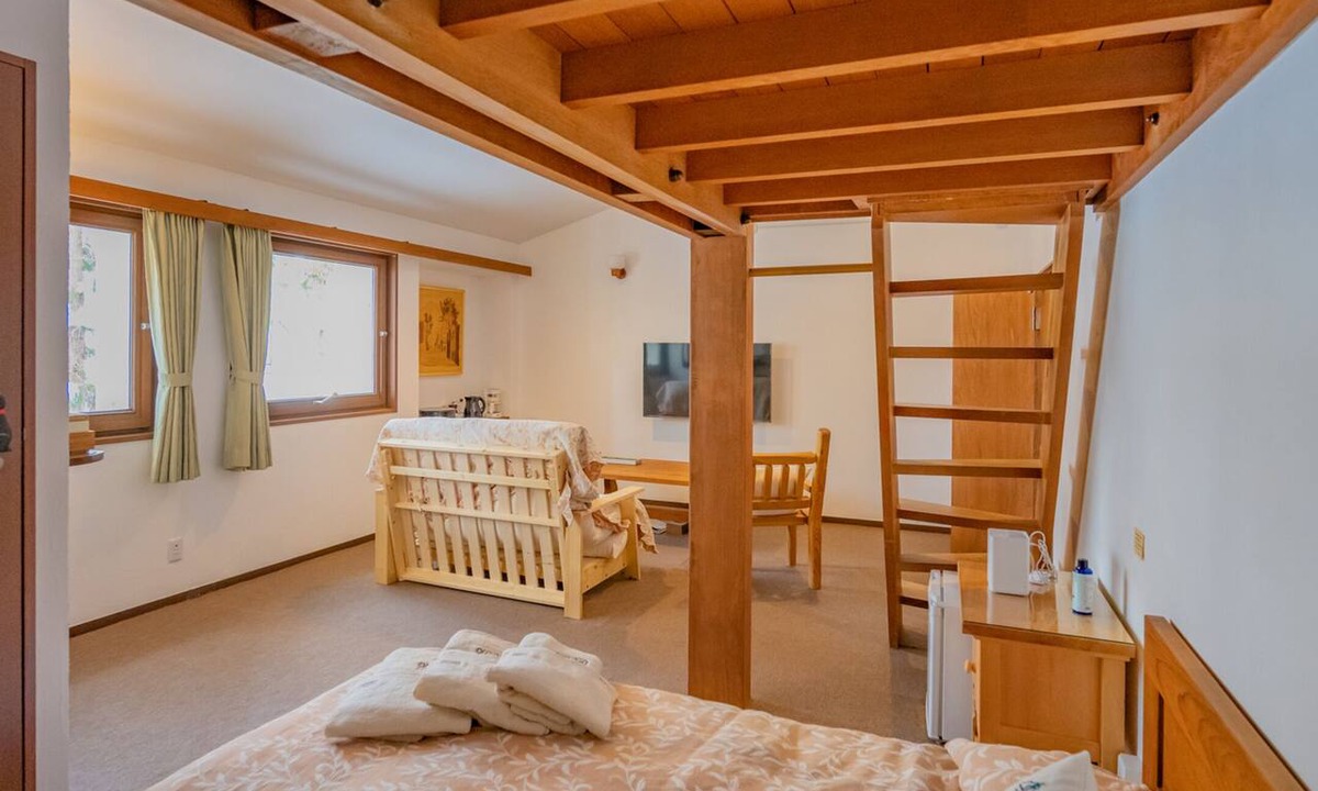 Zaoonsen House | Lodge Scole