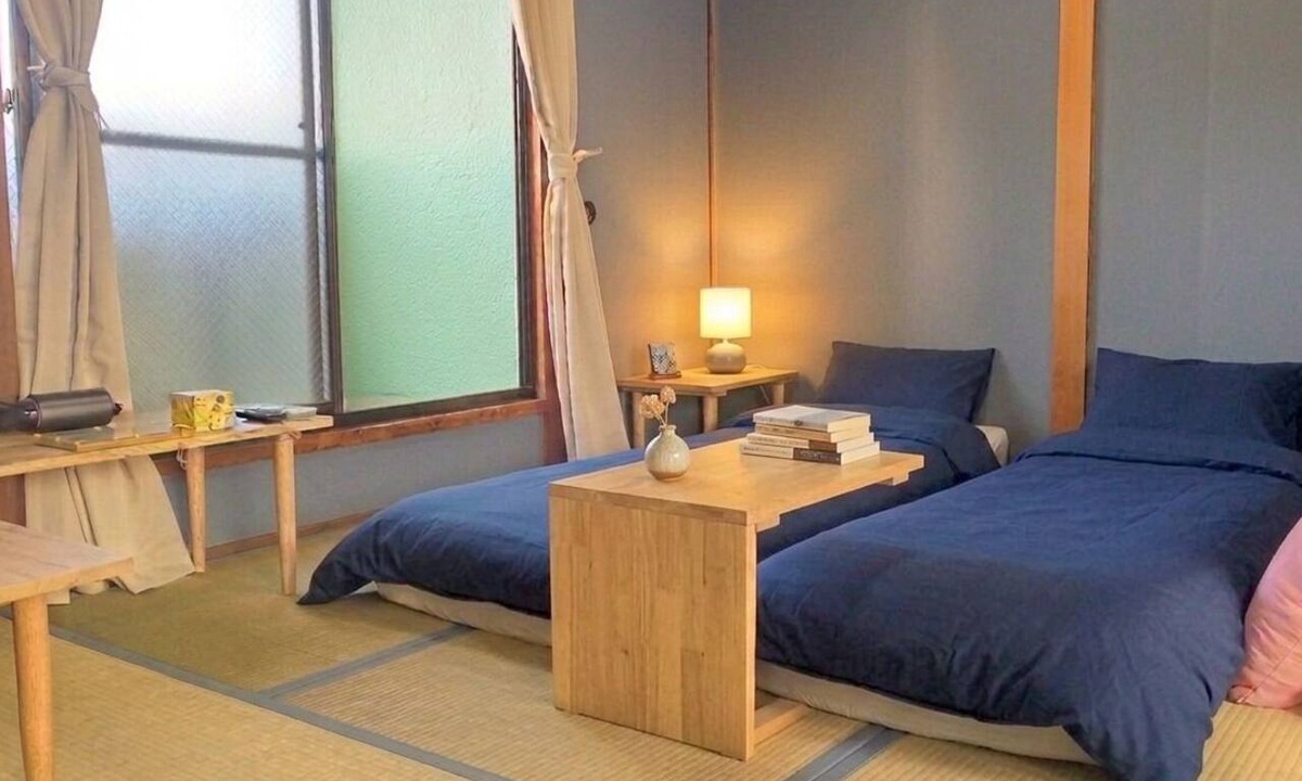Higashi-osaka Apartment | Long-term stays: 30 days, starting at 98,000 yen. The same rate applies for up to 3 people. 20 minutes to Namba