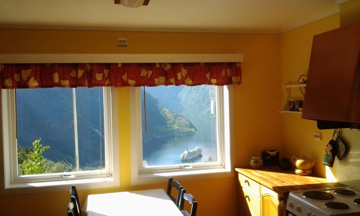 Geiranger House | Lunheim Accomodation