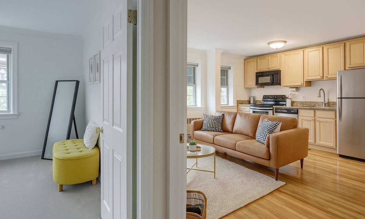 Hale Condo | MidMod 2bdrm with rooftop, walk to Rose Medical