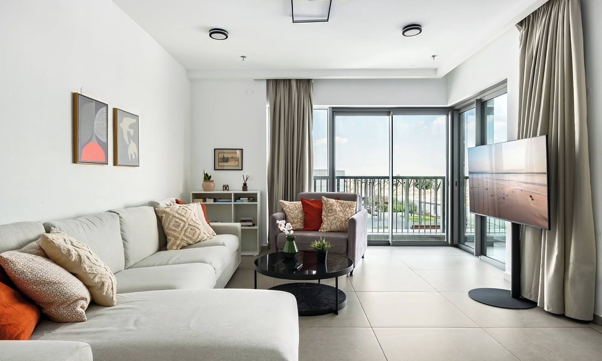 Jerusalem City Centre Apartment | MR Savyon view 2BR with 2 balcony 77
