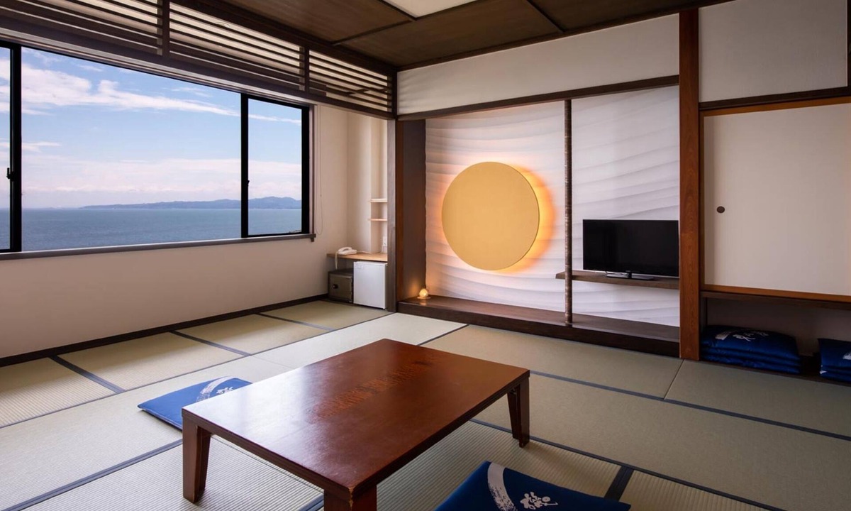 Himi Hotel | Nadaura Onsen Motoyu Isopp