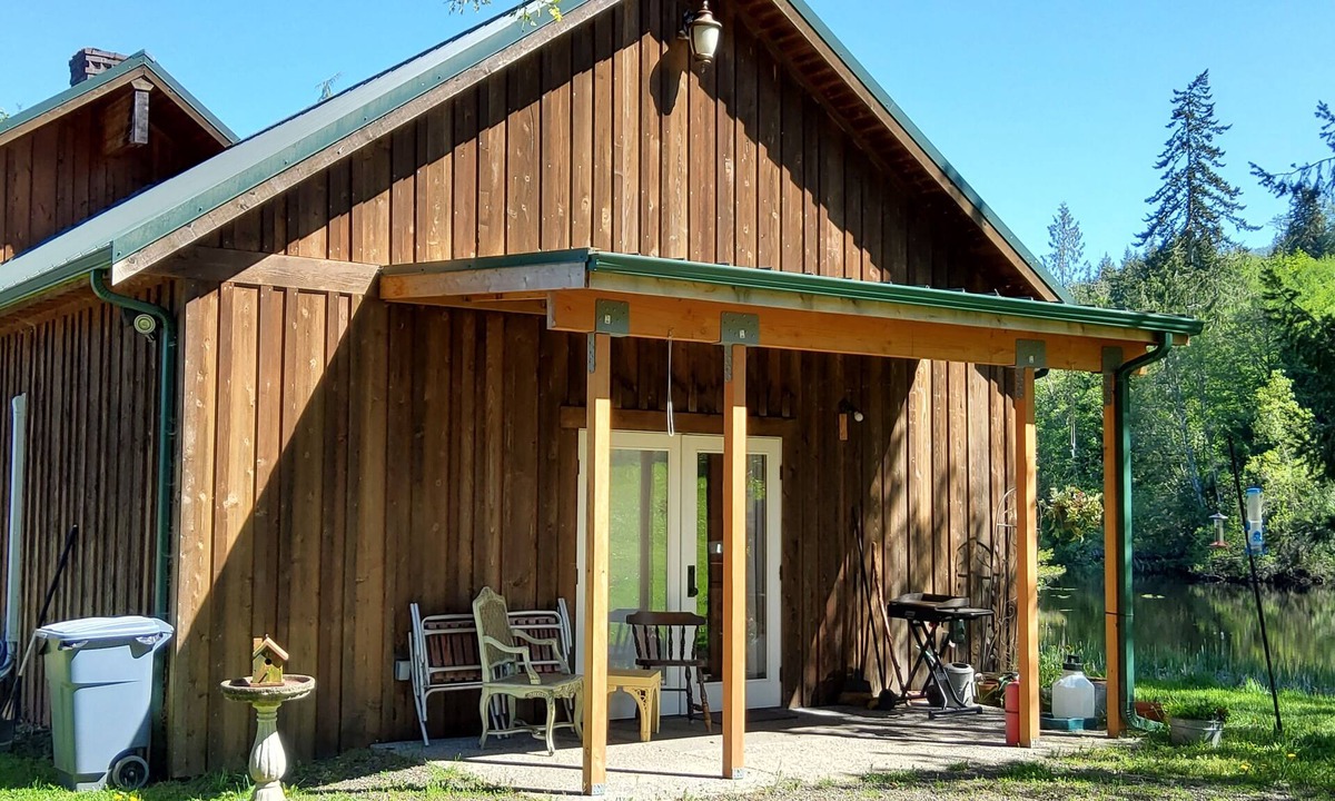 Port Angeles Apartment | Peaceful, Cozy place in the woods. A short distance to everything good outdoors