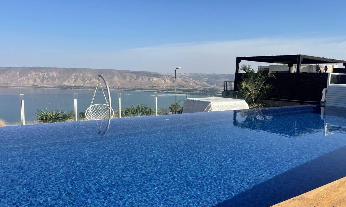 Poriya Illit Villa | Refined Villa With Sea Of Galilee Vistas