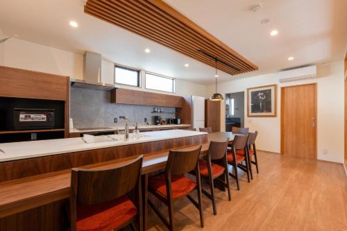 Hida Takayama Onsen Villa | Showa no Yado A - New House with Floor Heating - 2 Bathrooms - Free Parking