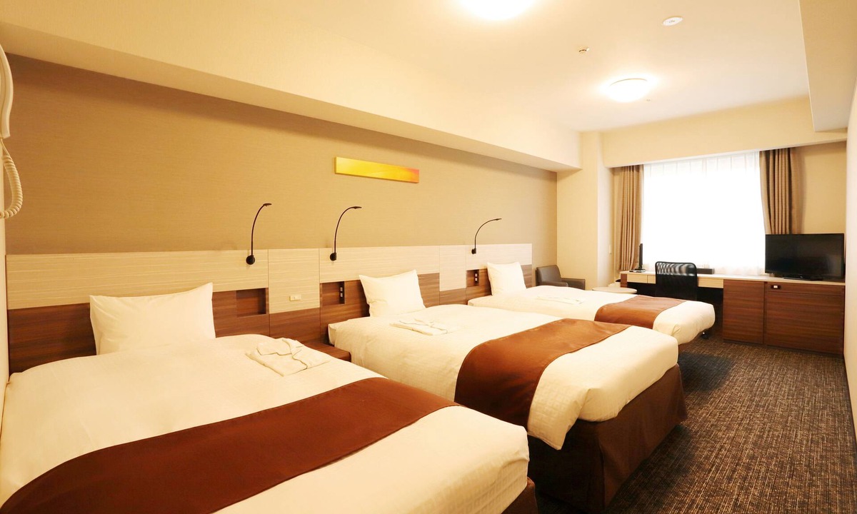 Minamisenba Hotel | Smile Hotel Premium Osaka Hommachi