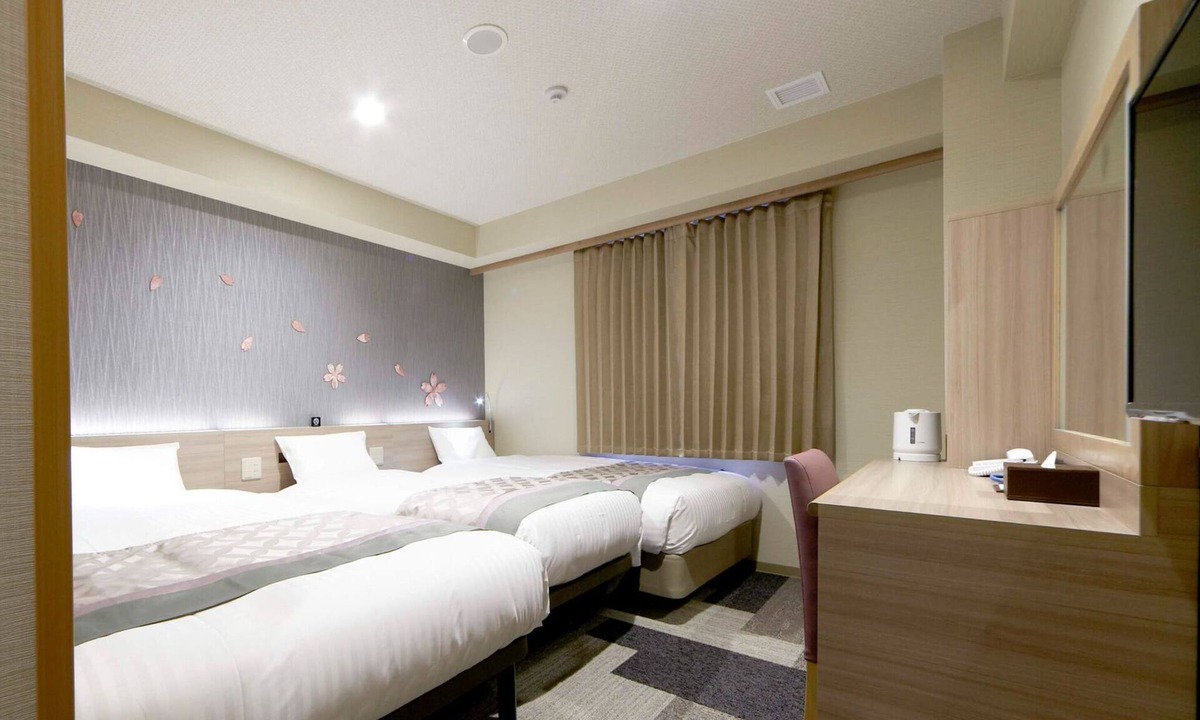 Nishishinsaibashi Hotel | The Bridge Hotel Shinsaibashi