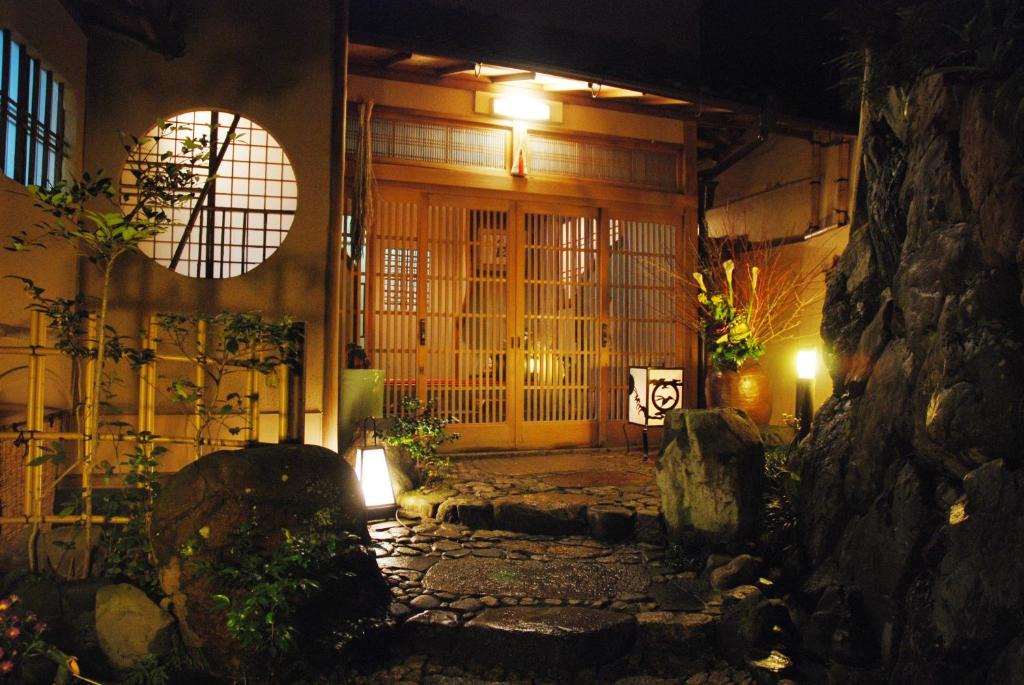 Sannenzaka Ninenzaka Hotel | Yadoya Manjiro