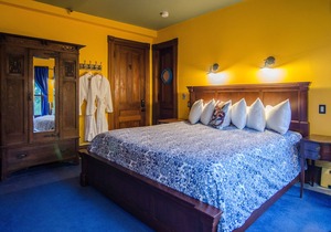 🍳 B&B ☕ 2-Bed Suite for Max 3 (2nd Fl), Custom Breakfast, Downtown Shelburne VT in Shelburne