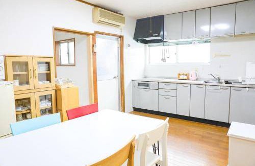 Yamatokoriyama Bed & Breakfast | Bed and breakfast ∙ 1 bedroom ∙ 9 guests