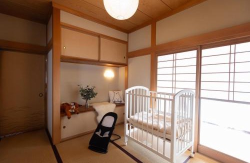 Matsumoto House | ファミリーのための一棟貸切プライベート空間と静かな日本庭園と無料駐車場つき