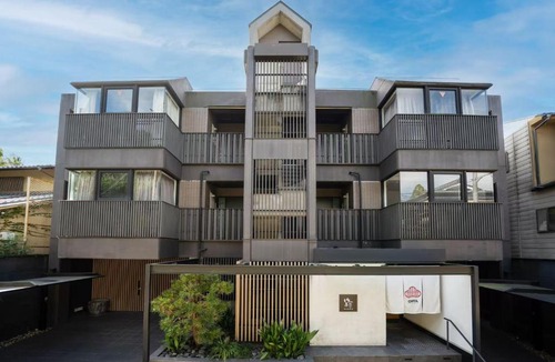 Sannenzaka Ninenzaka Apartment | 御屋 清水紫翠庵