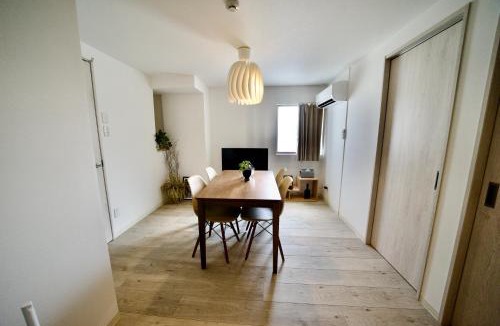 Naka Ward Apartment | 最大4名の大須観音近くの宿201 自由自在Hana