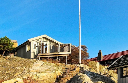 Torslanda House | 2 person holiday home in TORSLANDA