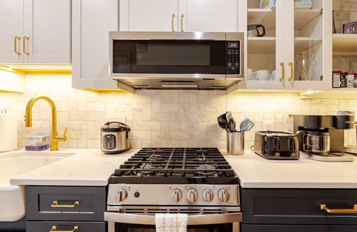 H Street Corridor House | 3-bedroom house near Capitol in DC