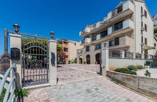 Duce Apartment | Apartments and rooms Zorka, (15304), Duce, hr