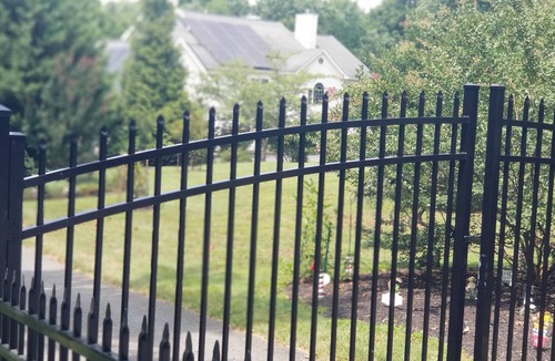 Darnestown Villa | Beautiful 1BR Walkout Fenced & Gated Villa, 5 Onsite parking, 2+acres