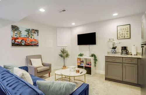 Trinidad House | “Bella Casa” Fabulous 4 bed 4 bath townhome near H St & Union Market