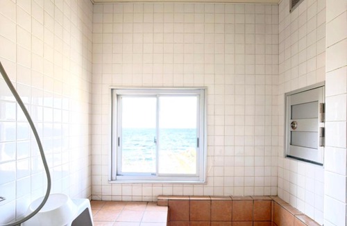 Tsubaki Onsen Apartment | Blu Mare