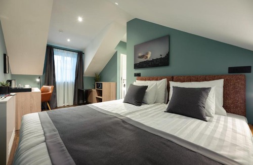 Split Hotel | Camera Hotel
