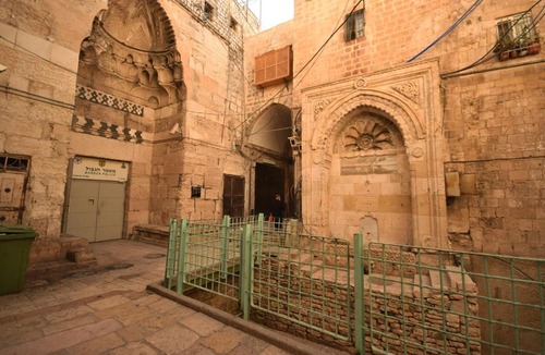 Old City Hostel | Chain Gate Hostel