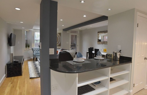 Dupont Circle House | Charming 2-bedroom in heart of Dupont Circle