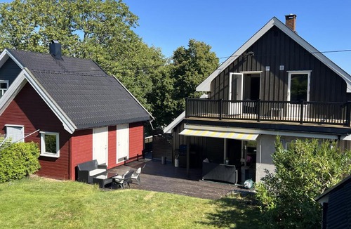 Moss Villa | Charming Villa Central Moss