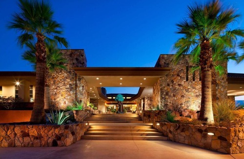 Palm Desert Condo | Coachella 1 or Coachella 2 Weekend, 1 BR Villa, Full Resort Access sleeps 4.