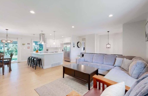 Castlewood House | Cozy Four Bedroom Family Retreat with Yard and Air Hockey