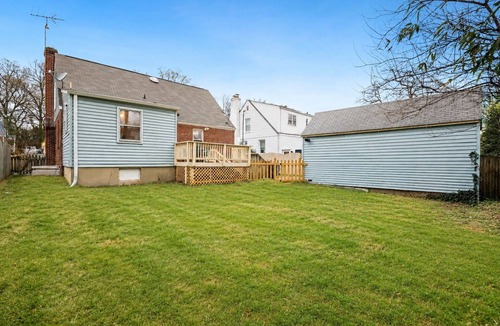Silver Spring House | District Clubhouse, near Washington D.C., Charming 3-bedroom house