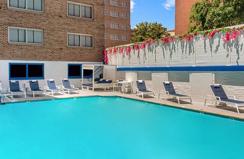 Dupont Circle Hotel | Dive Into Your Dream Vacation! 3 Modern Units, Near Downtown Washington, w/Pool