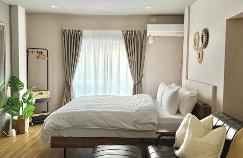 Miyakojima Apartment | Ergonomic DeskNo Stairs! Queen Bed4min Metro711