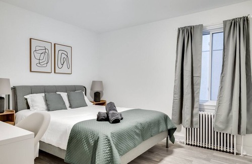 New Edinburgh Apartment | Executive Suite 3BR - Close to Downtown Ottawa