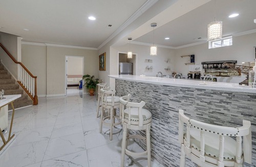 Fairland Apartment | Family-Friendly Home w/Foosball in Silver Spring!