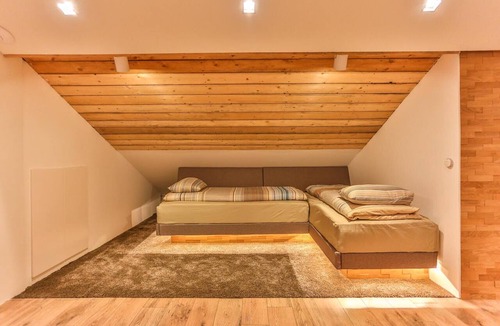Hafnarfjordur Villa | Family Villa with extra apartment -10 min from centre - renovated 2025