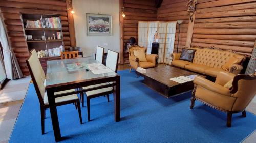 Senboku House | Forest Club DEN-EN -A Private Natural Onsen Retreat-