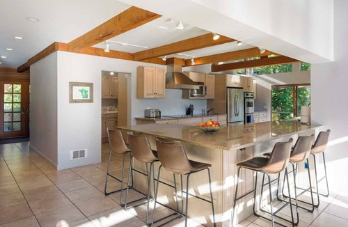 Eastsound House | Grindstone Harbor House: Waterfront Privacy,Hot Tub, Mooring, Gated Estate with mature gardens, Close to the Ferry.