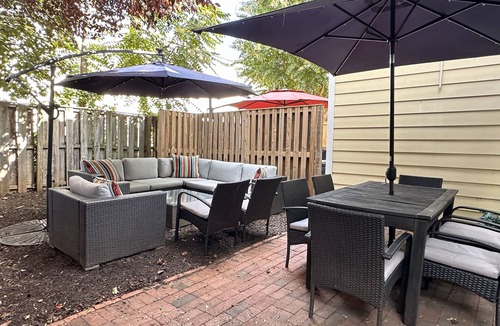 Old Town West House | Heart of Old Town Alexandria|Historic|1700ft²